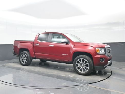 Used 2019 GMC Canyon Denali image 8