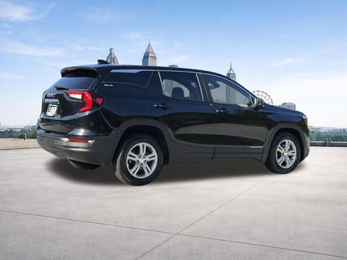 Used 2024 GMC Terrain SLE FWD image 25