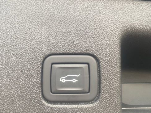 Certified 2023 Chevrolet Equinox RS image 25