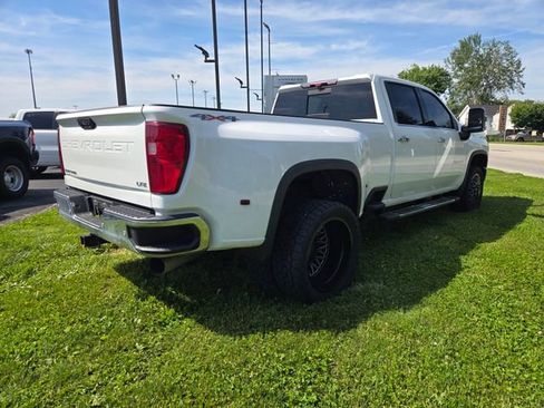 Used 2021 Chevrolet Silverado 3500 LTZ w/ LTZ Plus Package AWD/4WD image 5