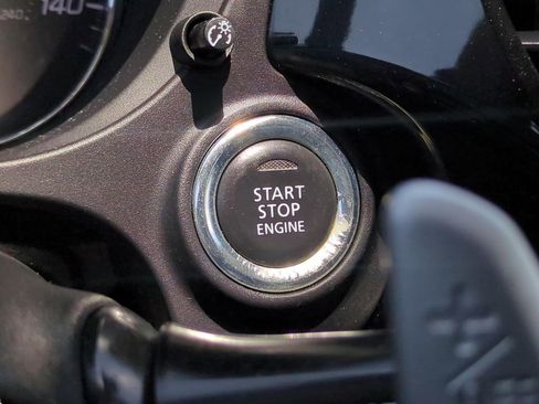 Used 2017 Mitsubishi Outlander GT AWD/4WD image 27
