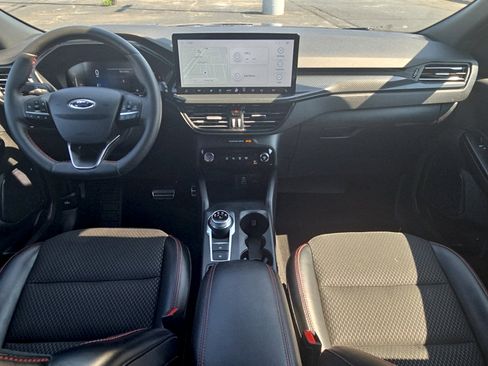 Certified 2024 Ford Escape ST-Line w/ Tech Pack #1 AWD/4WD image 22