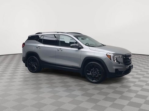 Certified 2023 GMC Terrain SLT w/ Elevation Edition AWD/4WD image 41