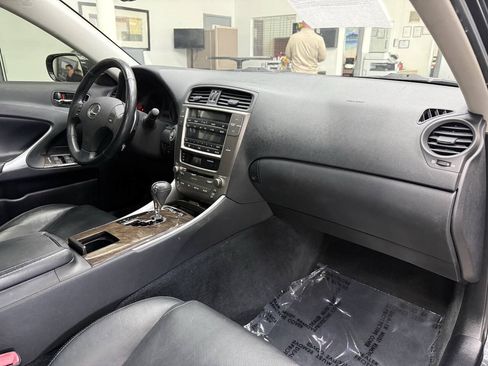 Used 2009 Lexus IS 250 AWD image 18