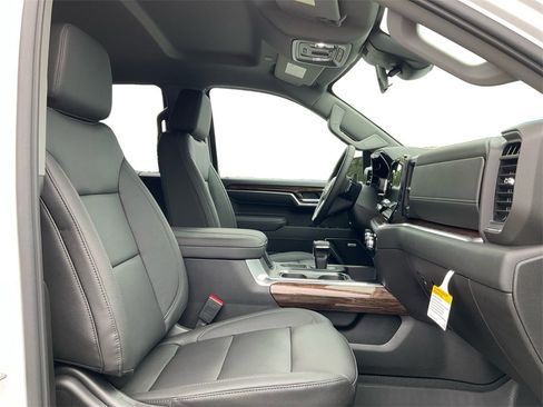 New 2026 GMC Sierra 1500 Elevation w/ Elevation Premium Package image 24