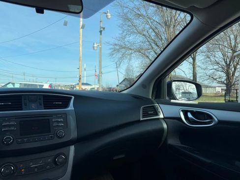 Used 2014 Nissan Sentra SV w/ SV Driver Package image 10