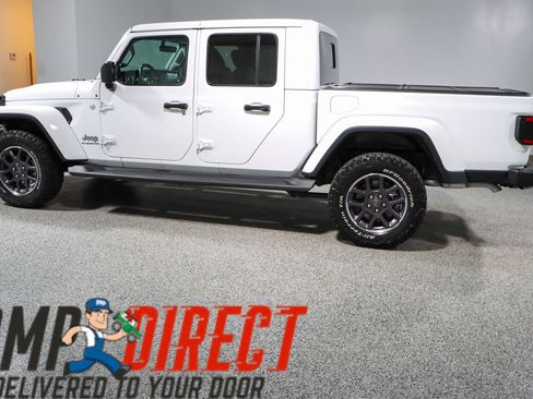 Used 2022 Jeep Gladiator Overland w/ Popular Equipment Package image 10