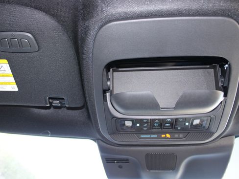 New 2025 Ford Expedition Max Platinum w/ Stealth Performance Package image 32