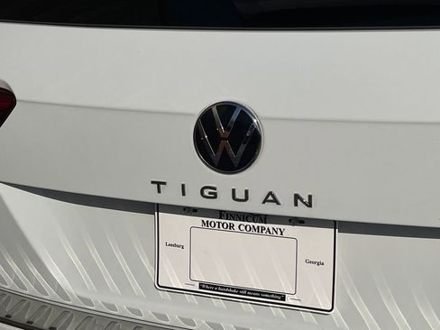 Used 2024 Volkswagen Tiguan Wolfsburg Edition image 12