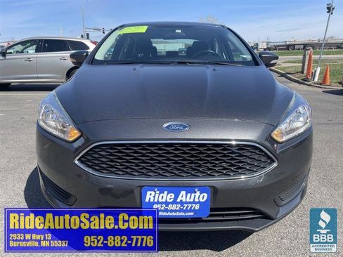 Used 2016 Ford Focus SE w/ SE Cold Weather Package FWD image 2