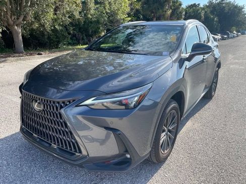 Used 2025 Lexus NX 250 FWD w/ Accessory Package (Z1) image 5