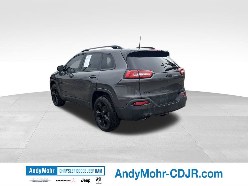 Used 2017 Jeep Cherokee Limited AWD/4WD image 5