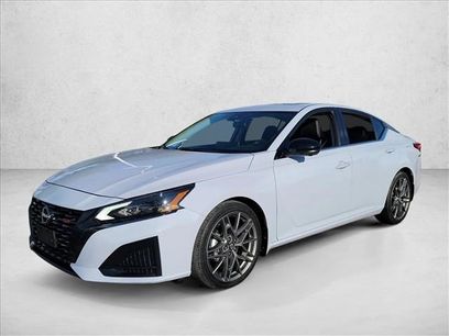 Used 2023 Nissan Altima 2.0 SR
