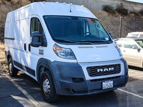 Used 2019 RAM ProMaster 2500 FWD image 2