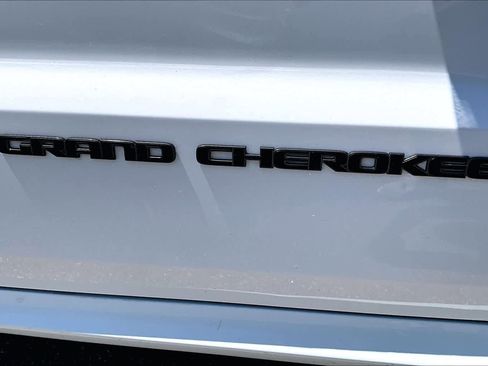 Used 2019 Jeep Grand Cherokee High Altitude AWD/4WD image 33