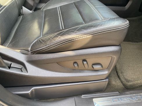 Used 2014 GMC Sierra 1500 Denali image 41