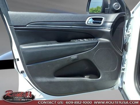 Used 2021 Jeep Grand Cherokee Limited w/ Premium Lighting Group RWD image 27