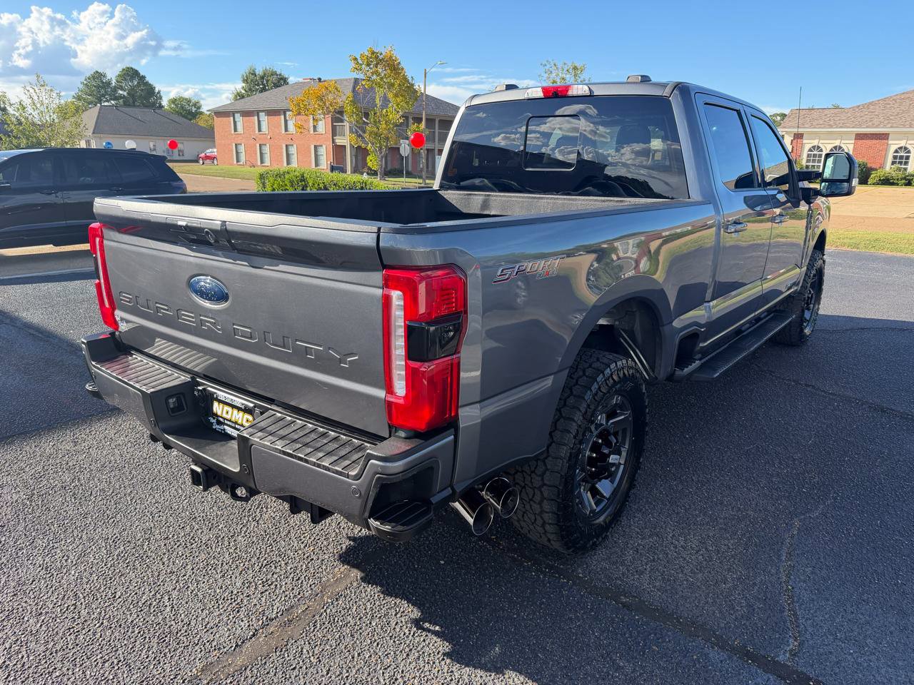 Used 2024 Ford F250 Lariat w/ Lariat Ultimate Package AWD/4WD image 4