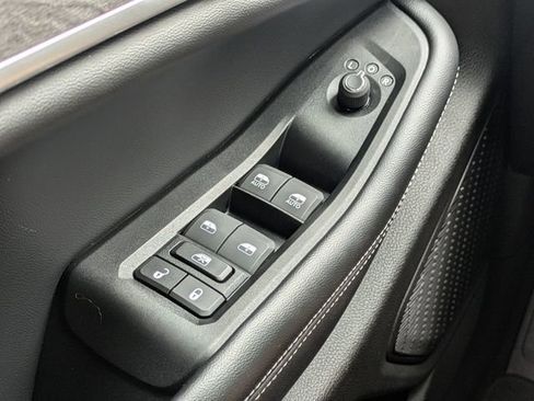 Used 2024 Jeep Grand Cherokee L Limited w/ Black Appearance Package image 22