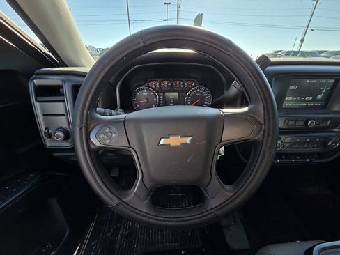 Used 2018 Chevrolet Silverado 1500 Custom w/ Custom Value Package image 14