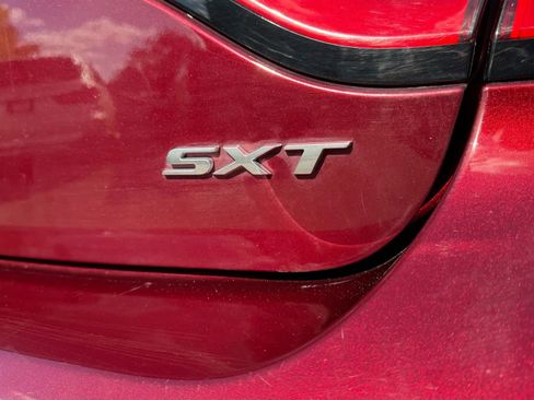 Used 2017 Dodge Charger SXT w/ AWD Plus Group image 36