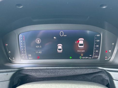 Used 2023 Honda Accord EX image 27