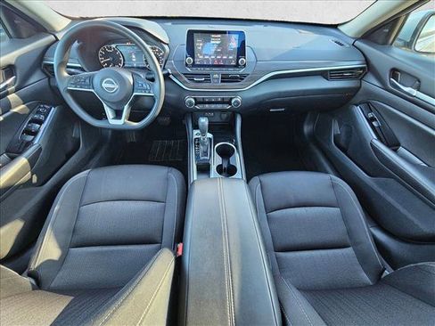 Used 2023 Nissan Altima 2.5 SV image 13