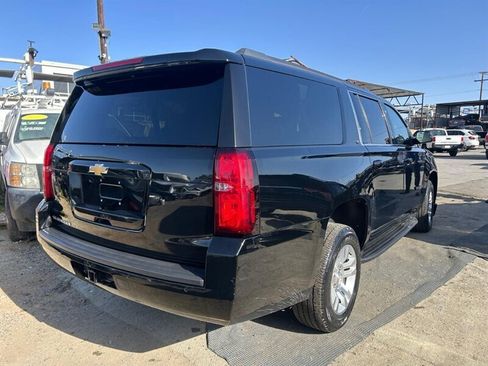 Used 2020 Chevrolet Suburban LT AWD/4WD image 30