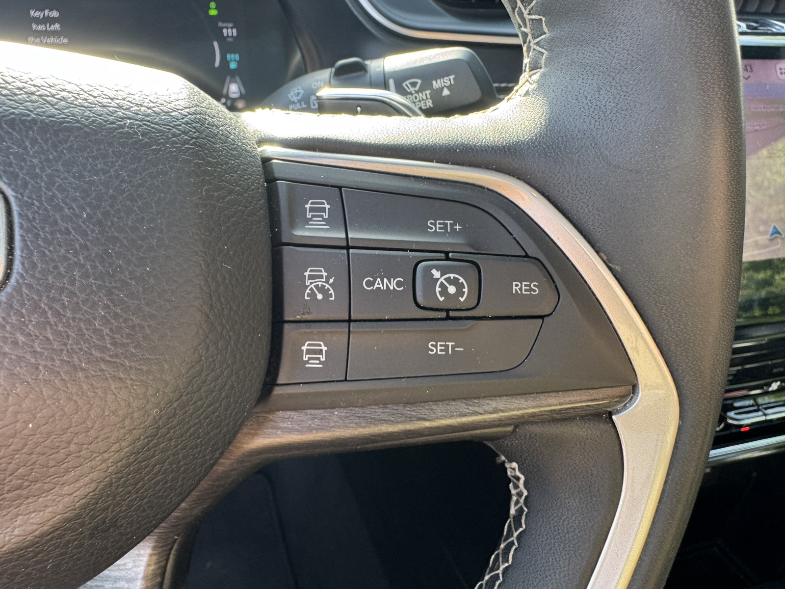 Used 2024 Jeep Grand Cherokee Limited 4xe AWD/4WD image 35