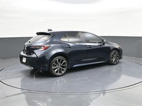 Used 2021 Toyota Corolla XSE image 15