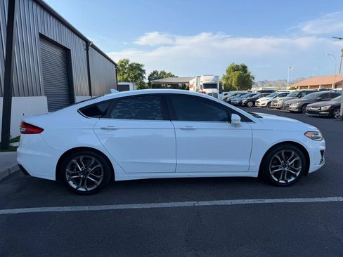 Used 2020 Ford Fusion SEL FWD image 13