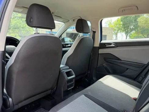 Used 2023 Volkswagen Taos S FWD image 19