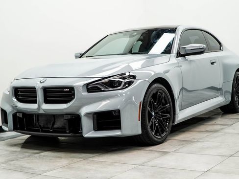 Used 2024 BMW M2 w/ Lighting Package image 8