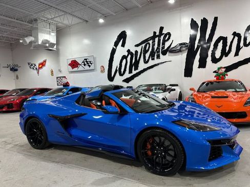 Used 2025 Chevrolet Corvette Z06 image 23