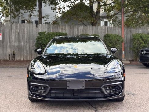Used 2023 Porsche Panamera 4 Platinum Edition AWD/4WD image 9