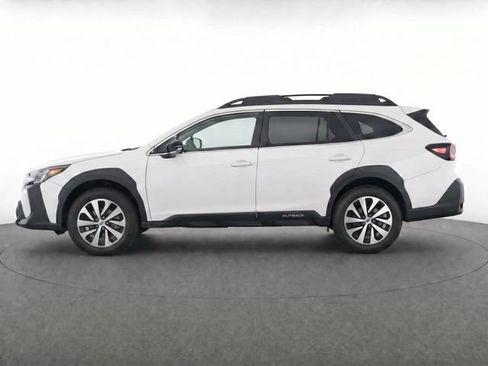 Used 2024 Subaru Outback Premium AWD/4WD image 8