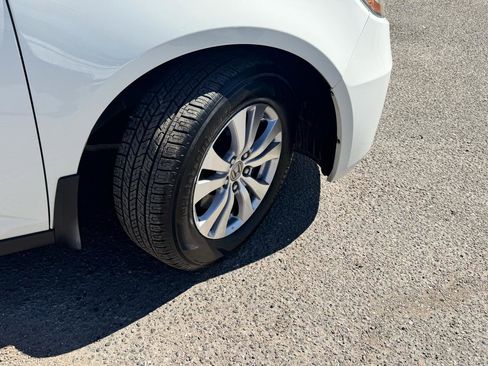Used 2015 Honda Odyssey EX-L image 9
