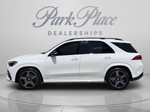 Certified 2025 Mercedes-Benz GLE 450 4MATIC image 2