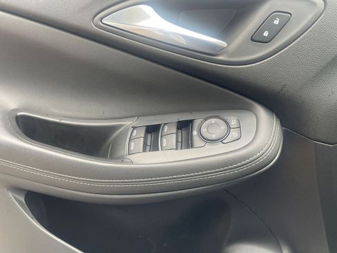 Used 2025 Buick Encore GX Preferred image 20