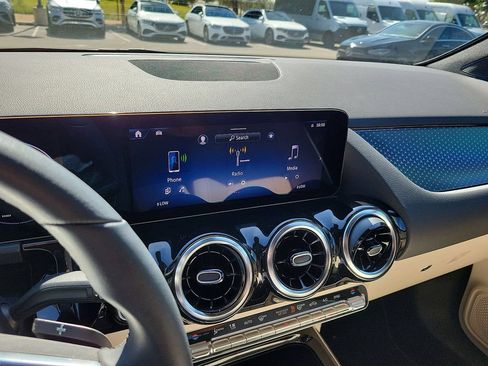 New 2026 Mercedes-Benz GLA 250 image 19