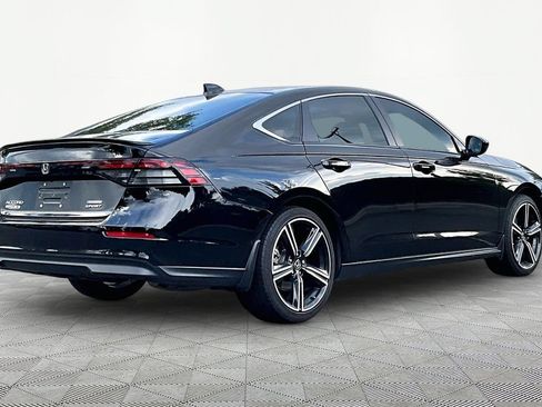 Used 2024 Honda Accord Sport image 6