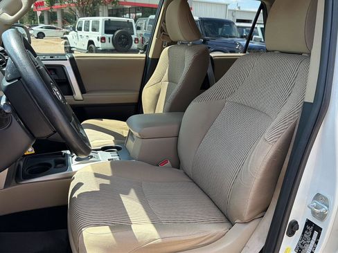 Used 2012 Toyota 4Runner SR5 RWD image 12