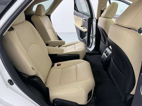 Used 2022 Lexus RX 450hL Luxury w/ Cold Area Package (CT) AWD/4WD image 14