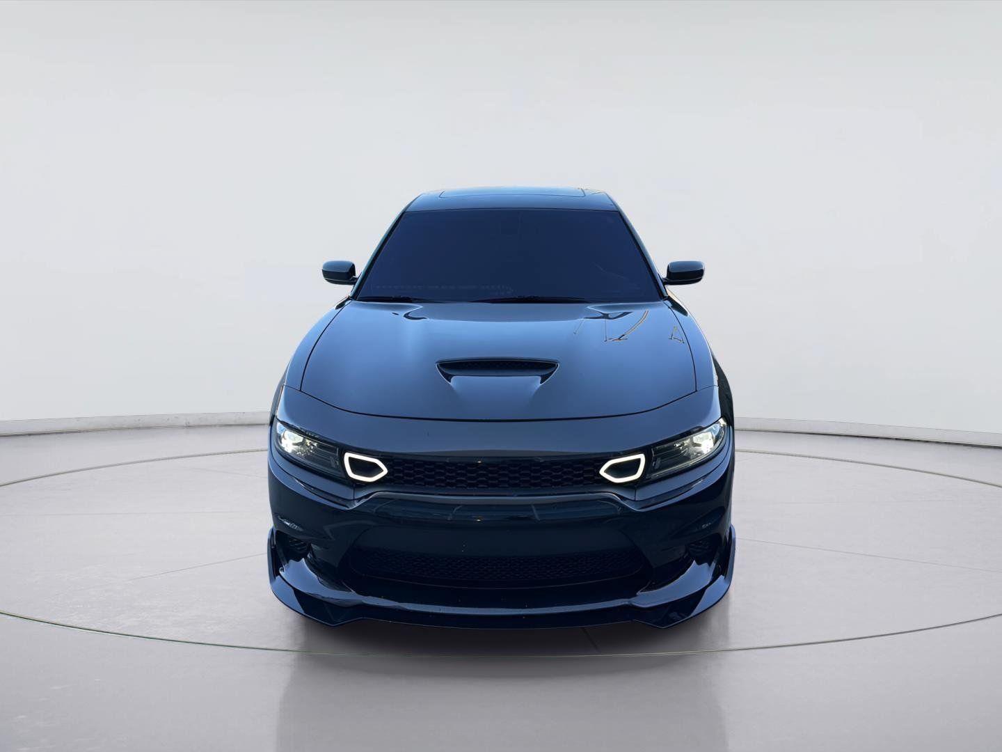 Used 2023 Dodge Charger R/T w/ Blacktop Package RWD image 2