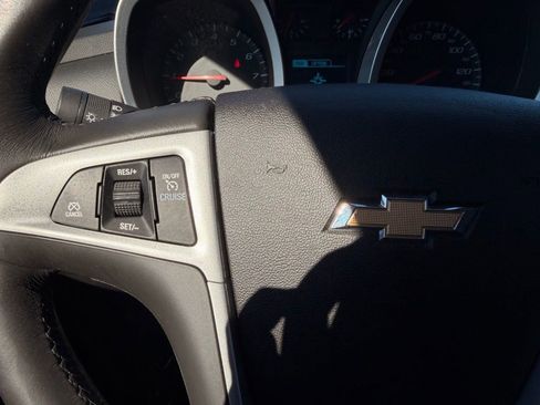 Used 2017 Chevrolet Equinox LT w/ Convenience Package image 16