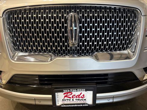 Used 2018 Lincoln Navigator Reserve w/ Technology Package image 52