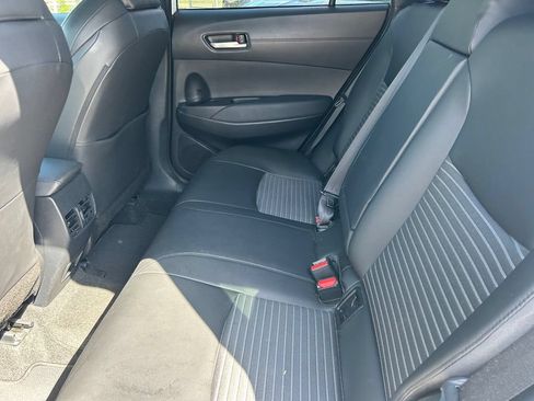 Used 2024 Toyota Corolla Cross AWD Hybrid w/ Convenience Package image 17