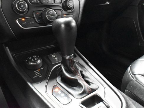 Used 2020 Jeep Cherokee Trailhawk w/ Comfort & Convenience Group image 20