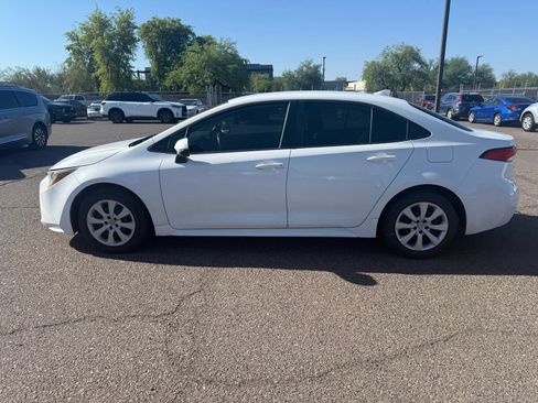 Used 2022 Toyota Corolla LE FWD image 8
