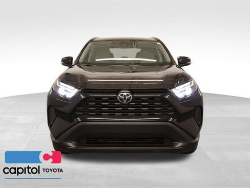 Certified 2025 Toyota RAV4 XLE AWD/4WD image 7